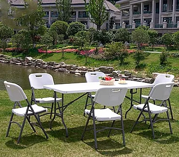 Outdoor Plastic Chairs: All You Need to Know